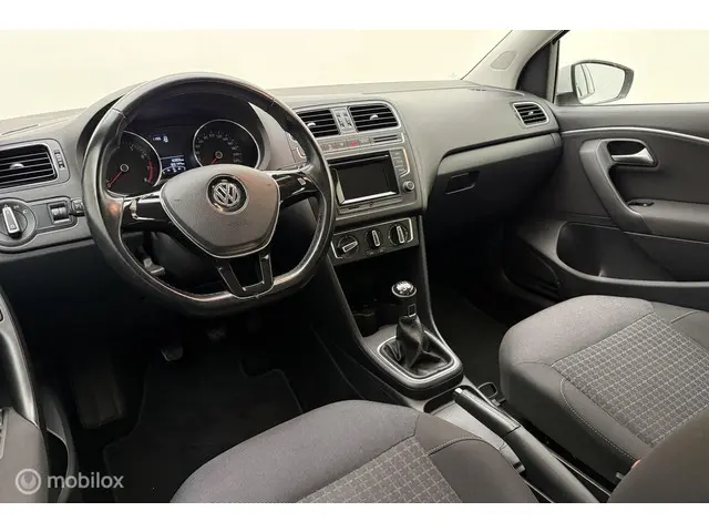 Volkswagen Polo 1.2 TSI Comfortline 2015 Benzine 7