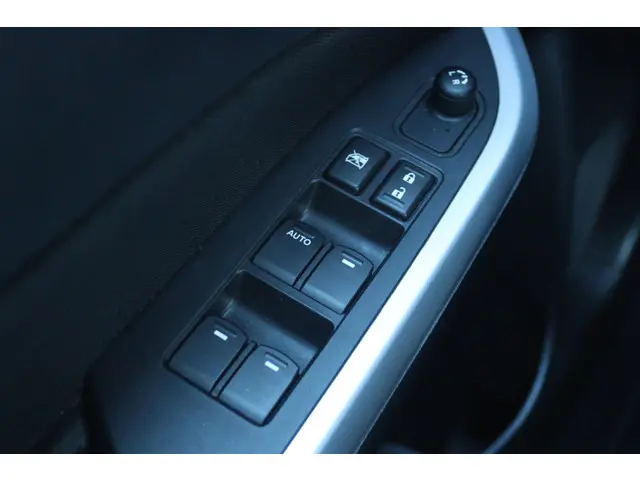 Suzuki Vitara 1.6 EXCLUSIVE AUT. 2016 Benzine 21