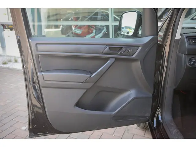Volkswagen Caddy 2.0 TDI L1H1 BMT 2019 Diesel 9