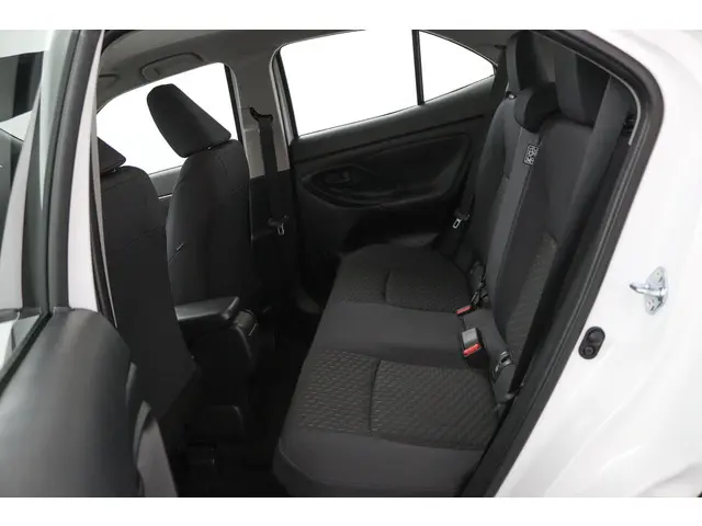 Toyota Yaris Cross 1.5 Hybrid 115 2024 Hybride Benzine 18
