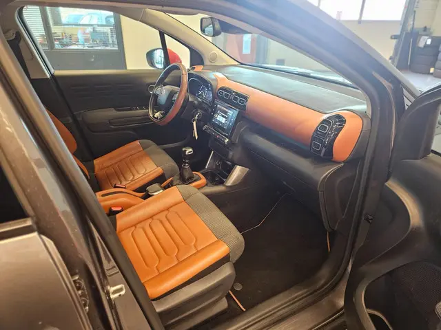 Citroën C3 Aircross 1.2 PureTech S&S Shine 2019 Benzine 9