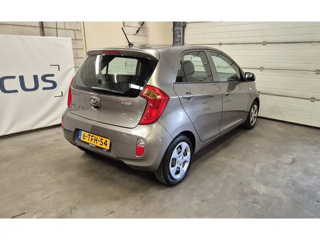 Kia Picanto 1.0 CVVT ISG Comfort Pack 2014 Benzine 6