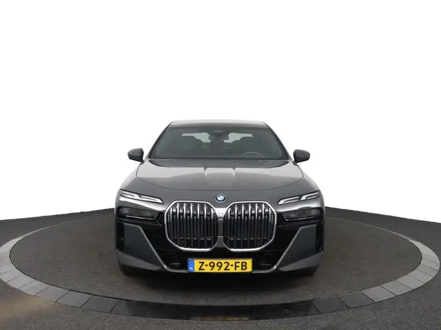 BMW 7 Serie 750e xDrive 2024 Hybride Benzine 13