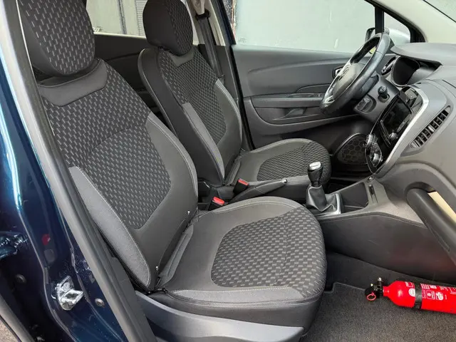 Renault Captur 0.9 TCe Limited 2019 Benzine 12