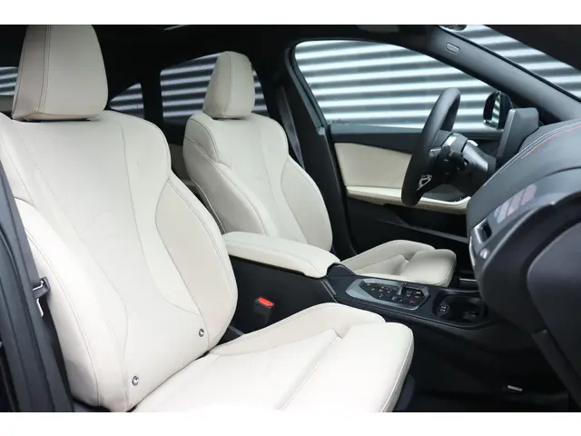 BMW 2 Serie Gran Coupé 220 2025 Benzine 8