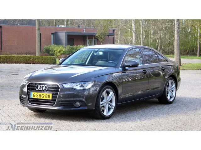 Audi A6 Limousine 2.0 TFSI Business Edition 2014 Benzine 8