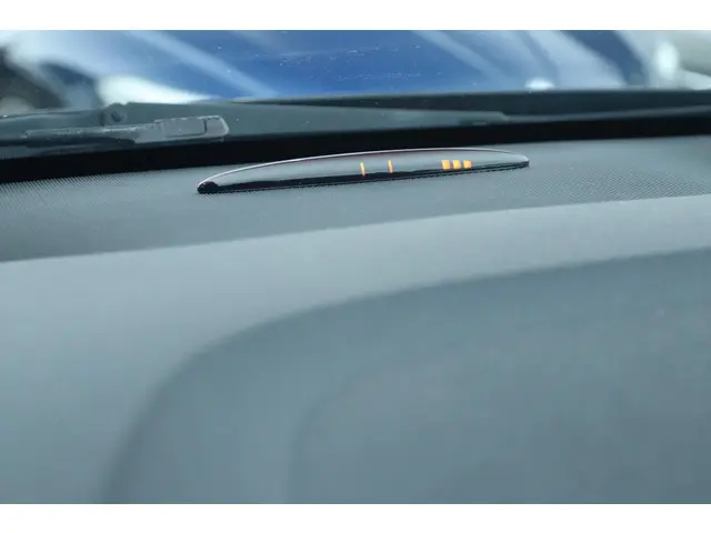 Mercedes-Benz B-Klasse 180 AMBITION 2016 Benzine 36