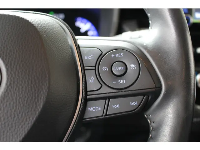 Toyota Corolla 1.8 Hybrid Dynamic 2020 Hybride Benzine 14