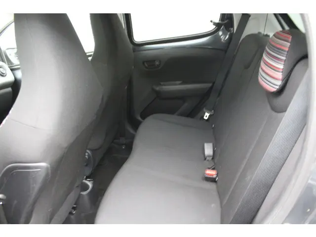 Citroën C1 1.0 e-VTi Feel 2018 Benzine 12