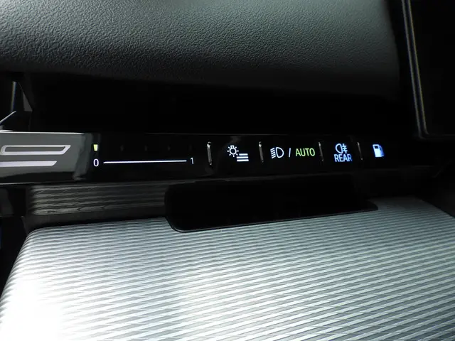 BMW 5 Serie Sedan 530e 2025 Hybride Benzine 24