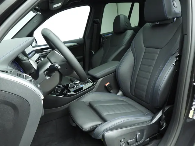 BMW iX3 High Executive Edition 80 kWh 2025 Elektrisch 7