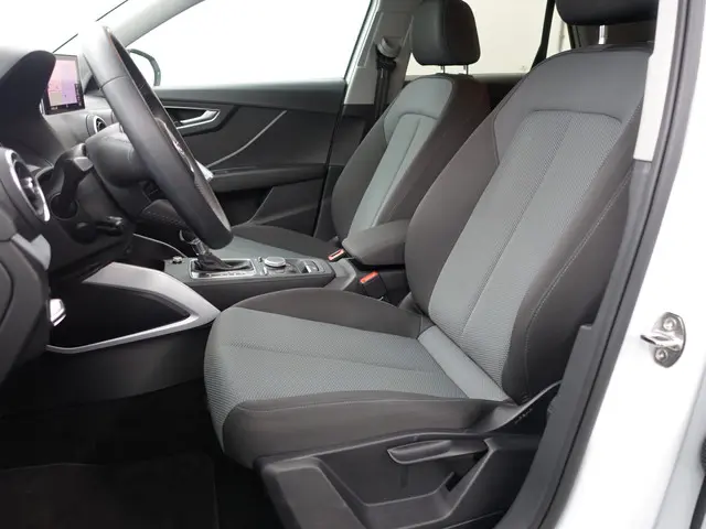 Audi Q2 1.0 TFSI S-line Aut- 2018 Benzine 22
