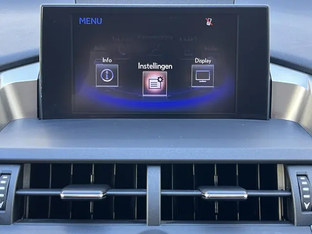 Lexus NX 300h AWD Luxury Line 2015 Hybride Benzine 78