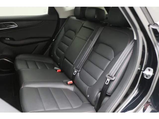MG EHS 1.5 TGDI Comfort 2022 Hybride Benzine 13