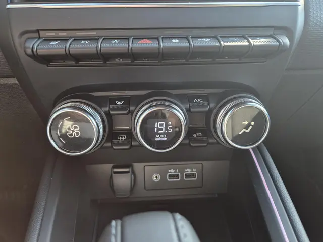 Mitsubishi Colt 1.6 HEV Instyle 2024 Hybride Benzine 13