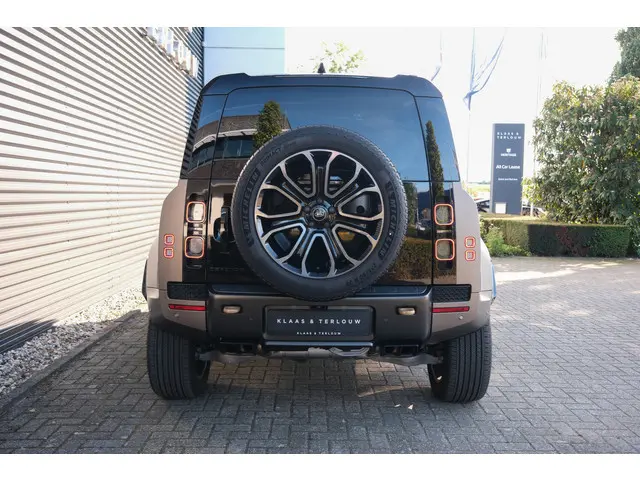 Land Rover Defender 110 4.4 P635 110 Octa 2025 Benzine 16