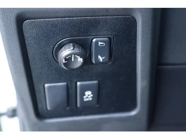 Nissan QASHQAI 2.0 Acenta 2013 Benzine 21