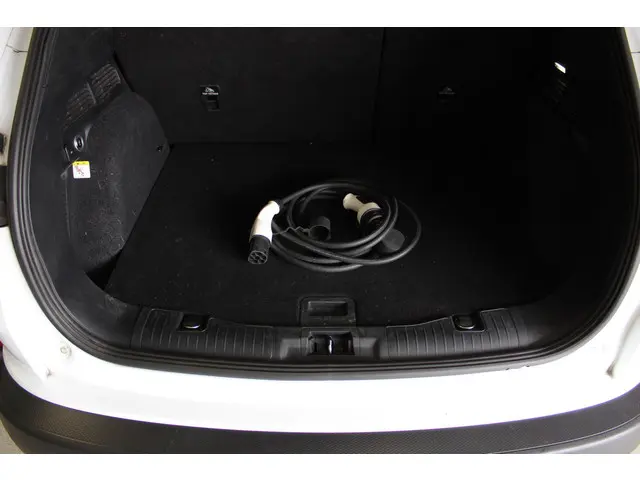 Ford Kuga 2.5 PHEV Titanium 2021 Hybride Benzine 17