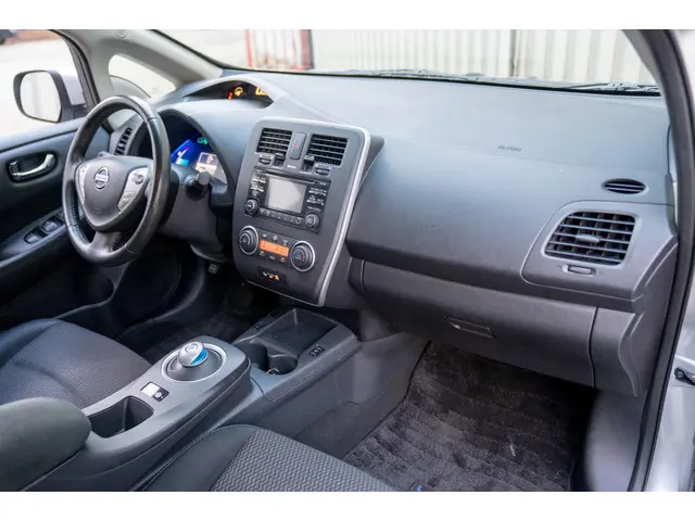 Nissan Leaf Visia 24 kWh 2015 Elektrisch 19