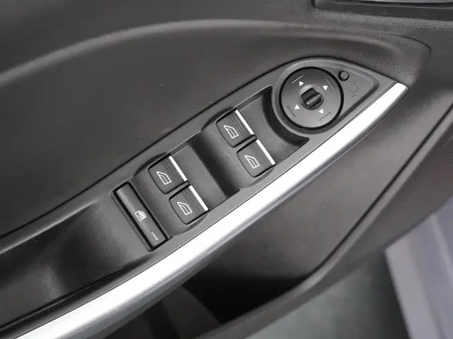 Ford Focus 2.0 ST 2017 Benzine 13