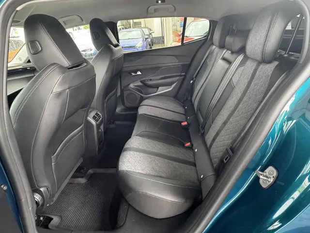 Peugeot 408 1.6 HYbrid GT 180 EAT8 2023 Hybride Benzine 18