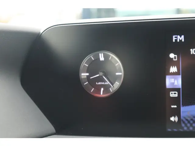 Lexus UX 300e Business 54 kWh 2021 Elektrisch 34