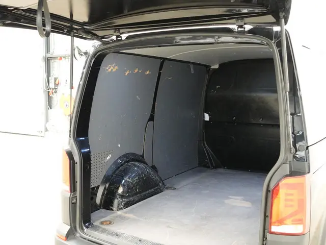 Volkswagen Transporter 110pk L1H1 2020 Diesel 28