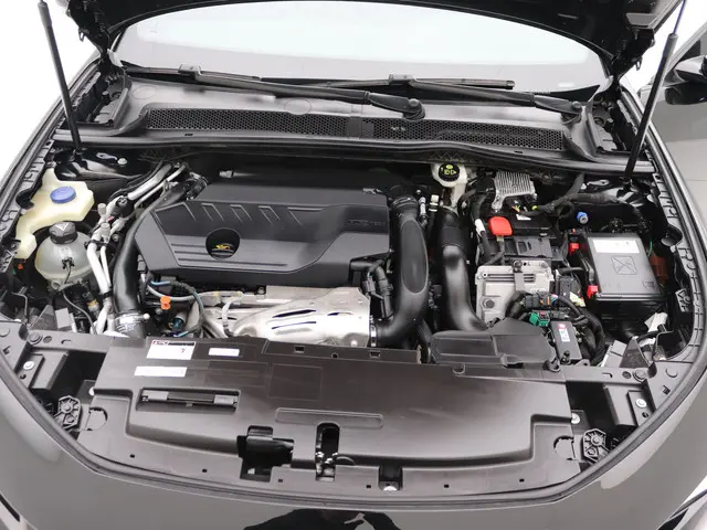 Peugeot 508 SW 1.6 HYbrid GT 2021 Hybride Benzine 19