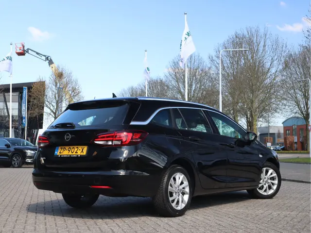 Opel Astra 2