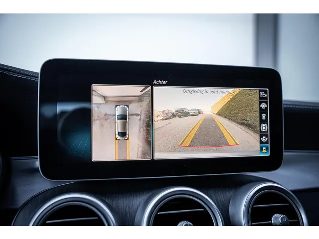 Mercedes-Benz C-Klasse Coupé 300 AMG 2019 Benzine 29