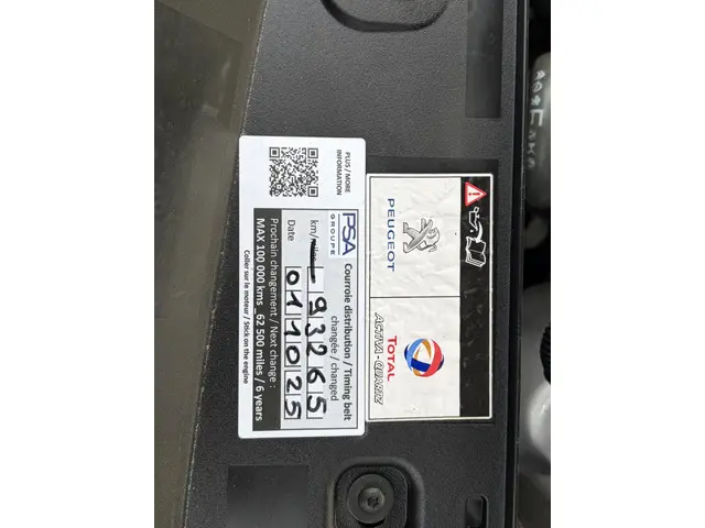 Peugeot 2008 1.2 PureTech Allure Pack 2021 Benzine 14