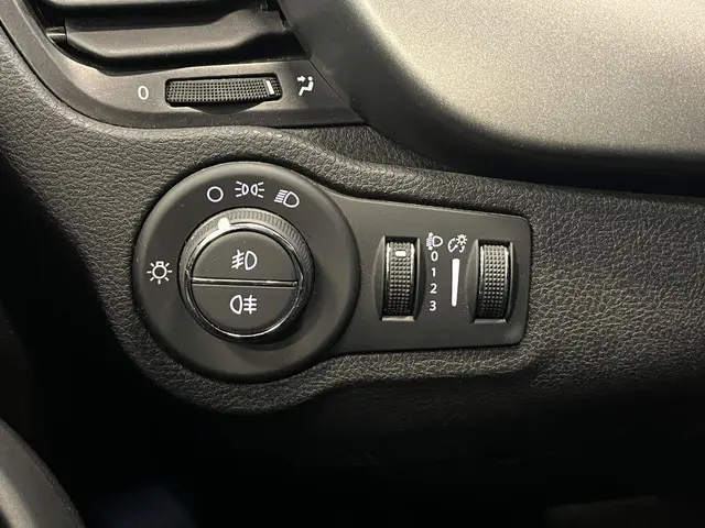 Fiat 500X Cross 1.3 Turbo 150pk Aut. Sport 2024 Benzine 25
