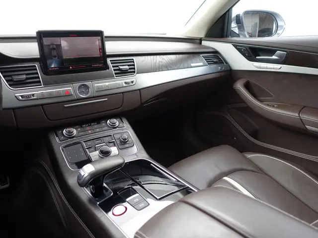Audi A8 4.0 TFSI S8 Quattro Design selection- 2015 Benzine 8