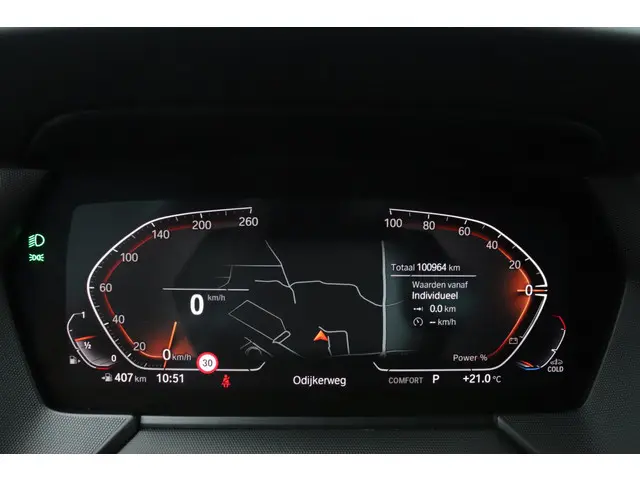 BMW 1 Serie 118i Business Edition 2022 Benzine 4