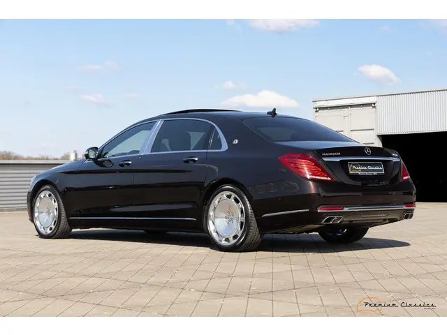 Mercedes-Benz S-Klasse 500 Maybach 2015 Benzine 12