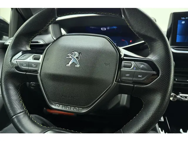 Peugeot 208 1.2 PureTech GT 2021 Benzine 19