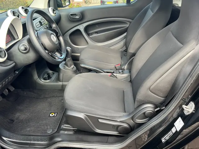 Smart Fortwo 1.0 Pure 65.000 km NL-AUTO NAP 2016 Benzine 12
