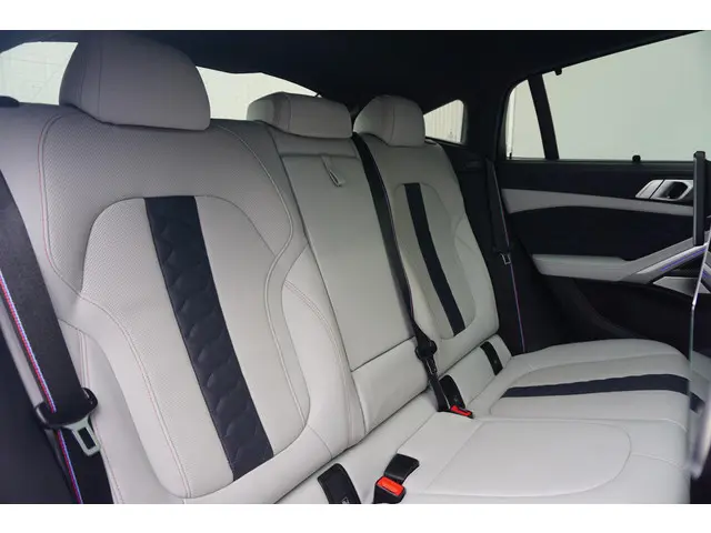 BMW X6 M Competition 2022 Benzine 9