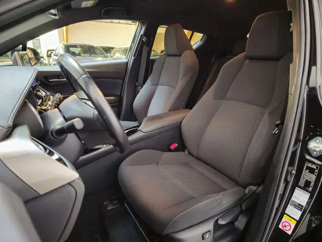 Toyota C-HR 1.8 Hybrid Energy 2018 Hybride Benzine 16
