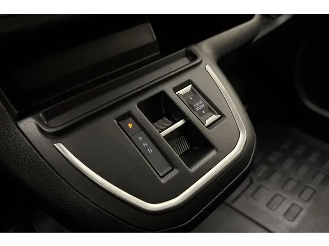 Opel Vivaro-e Electric L3 75 kWh DC 2025 Elektrisch 31