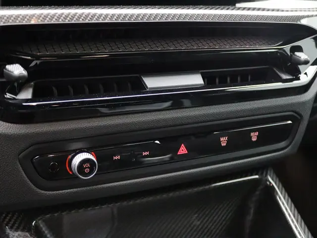 BMW M2 CS 2026 Benzine 18