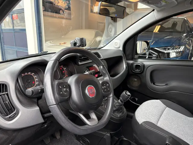 Fiat Panda 0.9 TwinAir Lounge 2019 Benzine 9