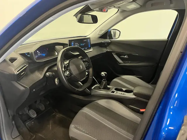 Peugeot 2008 1.2 PureTech 100pk Allure 2020 Benzine 27