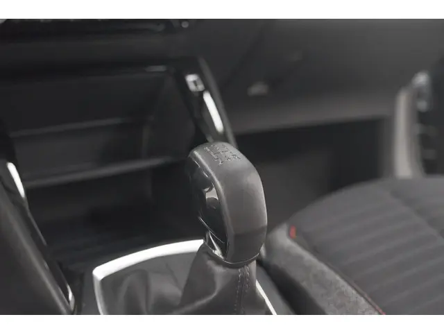 Peugeot 208 PureTech 75 Active 2023 Benzine 35