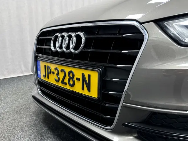 Audi A3 1.4 TFSI CoD 150 pk Ambition 2016 Benzine 32
