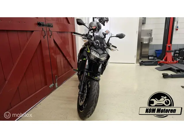 Kawasaki Z650 Z 650 2021 Benzine 3