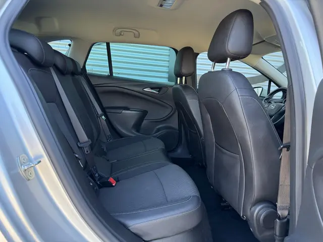 Opel Astra Sports Tourer 1.0 Innovation 2016 Benzine 13