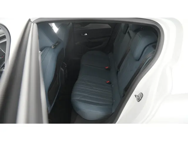 Peugeot 308 PureTech 130 GT Pack Business 2022 Benzine 59