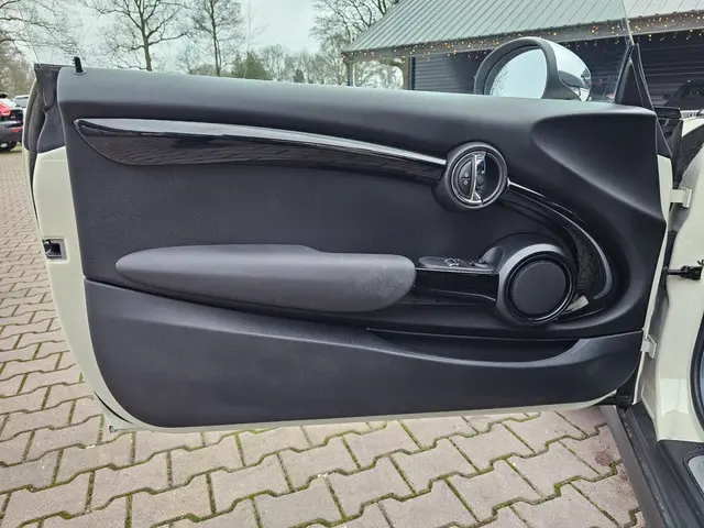 MINI Cooper Mini 1.5 Business 2015 Benzine 22