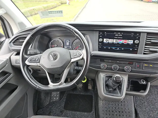 Volkswagen Transporter 2.0 TDI 2020 Diesel 8